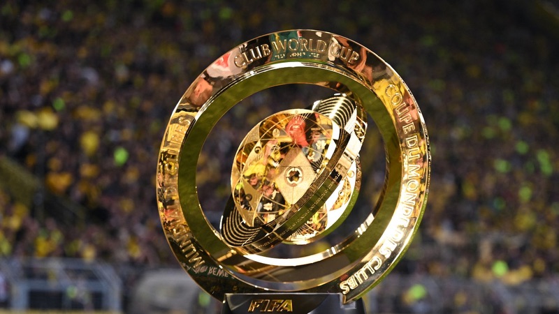 FIFA Club World Cup mo rong: co hoi thuong mai lon di cung nhieu tranh luan